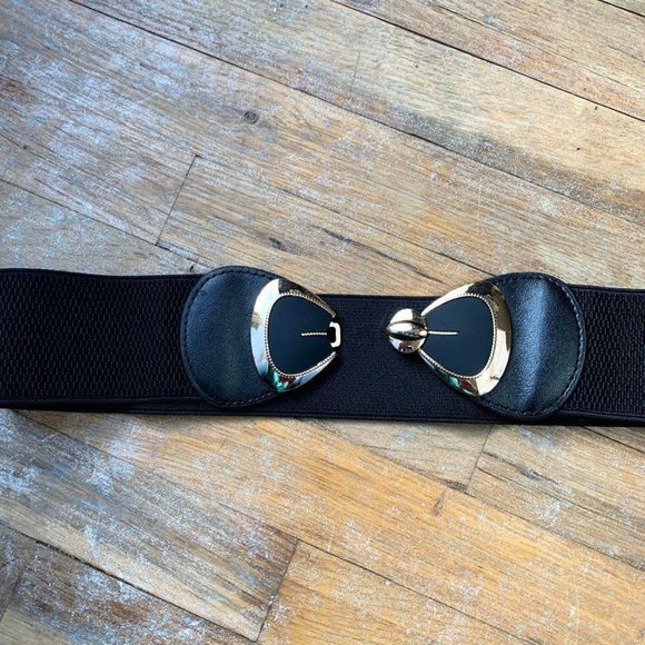 Belt bow metal closure elastic band NWT - Picture 5 of 5